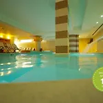 Отель Parco Del & 4*